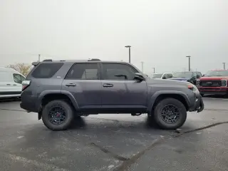 Toyota 4Runner 2019 4x4 SR5 Premium 4dr SUV