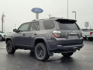 Toyota 4Runner 2019 4x4 SR5 Premium 4dr SUV