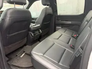 Ford F-150 2023 4x4 XLT 4p SuperCrew 5.5 ft. CB
