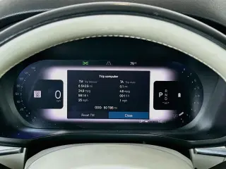 Volvo XC60 2022 tracción en todas las ruedas B5 Momentum 4p SUV