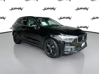 Volvo XC60 2022 tracción en todas las ruedas B5 Momentum 4p SUV