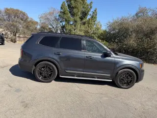 Kia Telluride 2023 AWD EX X-Line 4dr SUV