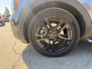 Kia Telluride 2023 AWD EX X-Line 4dr SUV