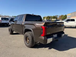 Toyota Tundra 2023 4x4 Limited 4dr CrewMax Cab Pickup SB