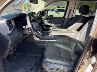 Toyota Tundra 2023 4x4 Limited 4dr CrewMax Cab Pickup SB