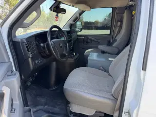 Chevrolet Express 2020 3500 3dr Camioneta de Carga