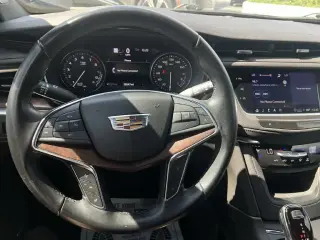 Cadillac XT5 2024 Premium Luxury 4dr SUV