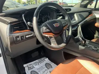 Cadillac XT5 2024 Premium Luxury 4dr SUV