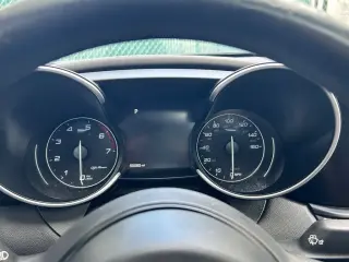 Alfa Romeo Giulia 2022 Ti 4dr Sedán
