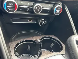 Alfa Romeo Giulia 2022 Ti 4dr Sedán