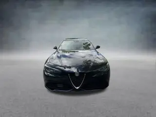 Alfa Romeo Giulia 2022 Ti 4dr Sedán