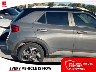 Hyundai VENUE 2025 Limited 4dr Crossover