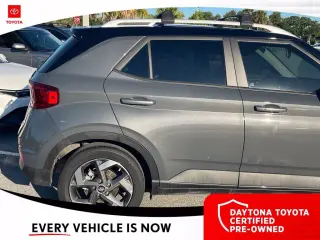 Hyundai VENUE 2025 Limited 4dr Crossover