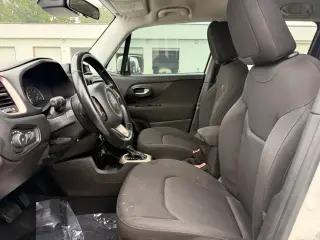 Jeep Renegade 2017 Latitude 4dr SUV