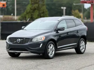 Volvo XC60 2015 AWD T5 Premier 4dr SUV (lanzamiento a mitad de año)