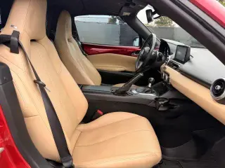 Mazda MX-5 Miata RF 2020 Grand Touring Convertible 2 puertas 6MT