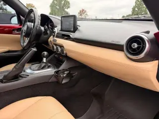 Mazda MX-5 Miata RF 2020 Grand Touring Convertible 2 puertas 6MT