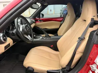 Mazda MX-5 Miata RF 2020 Grand Touring Convertible 2 puertas 6MT