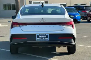Hyundai ELANTRA 2025 SE 4dr Sedán