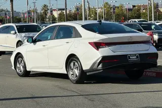 Hyundai ELANTRA 2025 SE 4dr Sedán