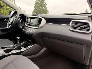 Kia Sorento 2017 AWD LX V6 4dr SUV