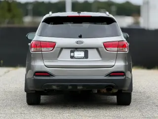Kia Sorento 2017 AWD LX V6 4dr SUV