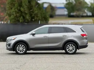 Kia Sorento 2017 AWD LX V6 4dr SUV