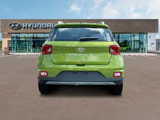 Vehiculo de Hyundai VENUE 2024 SEL 4dr Crossover