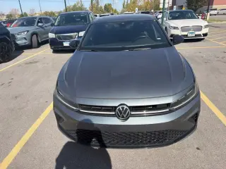 Volkswagen Jetta 2025 Sport 4 tracción sedán