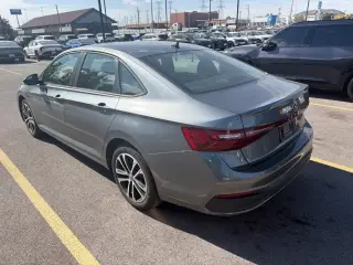 Volkswagen Jetta 2025 Sport 4 tracción sedán