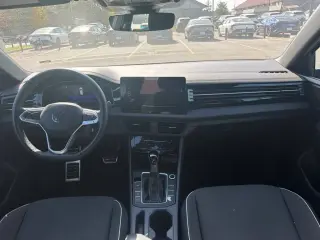 Volkswagen Jetta 2025 Sport 4 tracción sedán