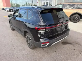 Volkswagen Taos 2025 SE 4dr SUV