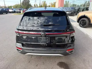 Volkswagen Taos 2025 SE 4dr SUV