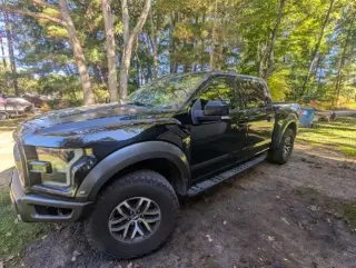 Ford F-150 2017 4x4 Raptor 4dr SuperCrew 5.5 ft. SB