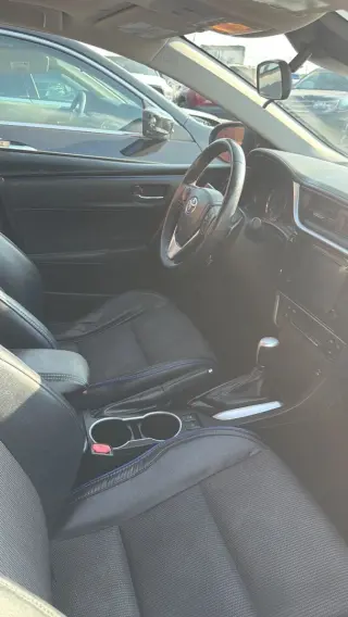 2017 TOYOTA COROLLA