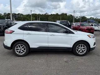 Ford Edge 2021 AWD SE 4dr Crossover
