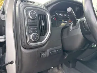 GMC Sierra 2500HD 2022 4x4 SLE 4dr Cabina de Tripulación de 4 puertas SB