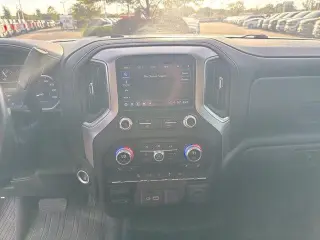 GMC Sierra 2500HD 2022 4x4 SLE 4dr Cabina de Tripulación de 4 puertas SB