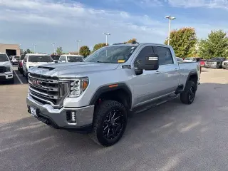 GMC Sierra 2500HD 2022 4x4 SLE 4dr Cabina de Tripulación de 4 puertas SB