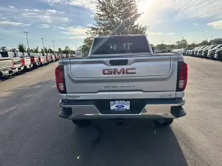 GMC Sierra 2500HD 2022 4x4 SLE 4dr Cabina de Tripulación de 4 puertas SB