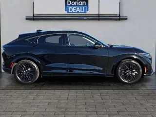 Ford Mustang Mach-E 2026 AWD Premium 4dr SUV