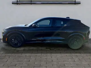 Ford Mustang Mach-E 2026 AWD Premium 4dr SUV