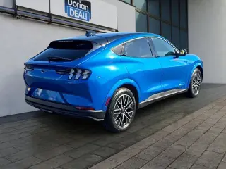 Ford Mustang Mach-E 2026 AWD Premium 4dr SUV