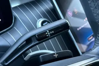 Mercedes-Benz C-Class 2022 C 300 4dr Sedán