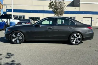Mercedes-Benz C-Class 2022 C 300 4dr Sedán