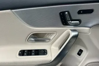 Clase A Mercedes-Benz 2020 A 220 4dr Sedan