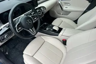 Clase A Mercedes-Benz 2020 A 220 4dr Sedan