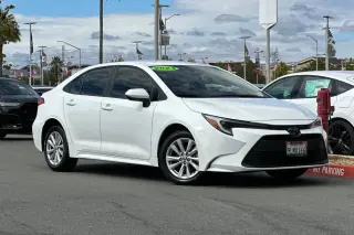 Toyota Corolla Hybrid 2024 SE 4dr Sedán