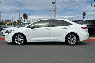 Toyota Corolla Hybrid 2024 SE 4dr Sedán