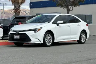 Toyota Corolla Hybrid 2024 SE 4dr Sedán